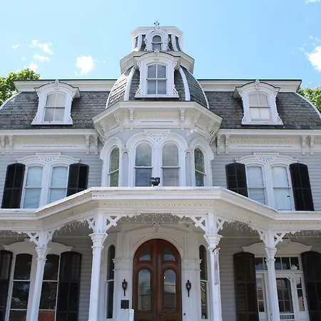 The Mansion Inn